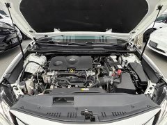 Toyota Camry 2.0G Luxury - ფოტო 11