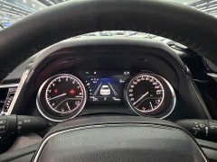 Toyota Camry 2.0G Luxury - ფოტო 12