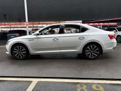 Skoda Superb TSI280 DSG Prestige - ფოტო 13