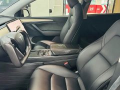 Tesla Model Y Rear-Wheel Drive - photo 8