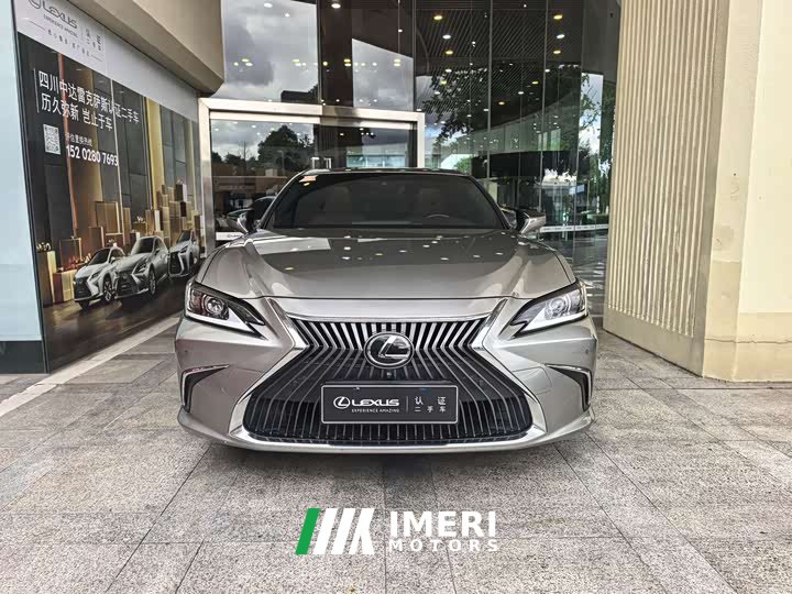 Lexus ES 2020 200 Excellence Edition - ავტომობილი ჩინეთიდან