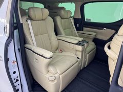 Toyota Alphard Hybrid 2.5L Premium Edition - ფოტო 14