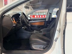 Volkswagen Bora 200TSI DSG Comfort Pro - ფოტო 5