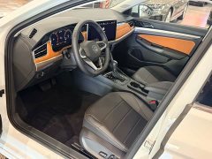 Volkswagen Bora 200TSI DSG Comfort Pro - ფოტო 8