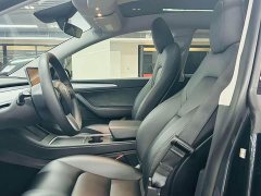 Tesla Model Y Rear-Wheel Drive - photo 5