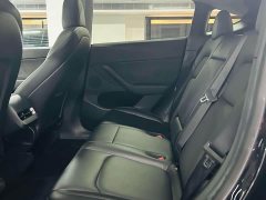 Tesla Model Y Rear-Wheel Drive - ფოტო 5