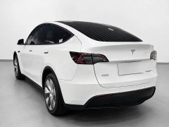 Tesla Model Y Standard Range RWD - ფოტო 7