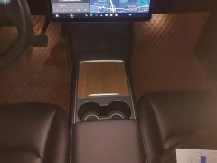 Tesla Model Y Long Range All-Wheel Drive 3D7 - ფოტო 16