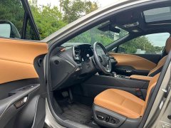 Lexus RX 350h AWD Premium Edition - ფოტო 15