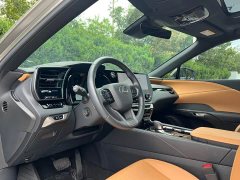 Lexus RX 350h AWD Premium Edition - ფოტო 17