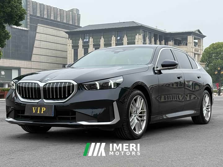 BMW 5 Series 525Li Luxury Package - ავტომობილი ჩინეთიდან