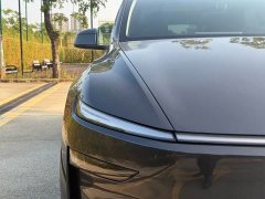 Tesla Model Y Rear-Wheel Drive - ფოტო 12