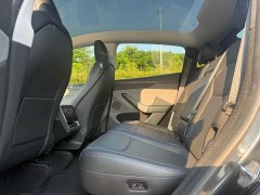 Tesla Model Y Rear-Wheel Drive - ფოტო 8