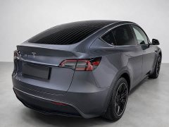 Tesla Model Y Standard Range RWD - ფოტო 7