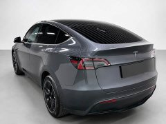 Tesla Model Y Standard Range RWD - ფოტო 9