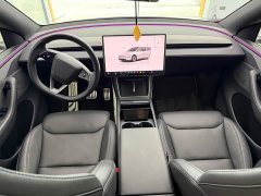 Tesla Model Y L Long Range All-Wheel Drive - ფოტო 11