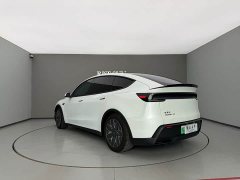 Tesla Model Y L Long Range All-Wheel Drive - ფოტო 7