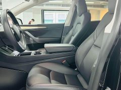 Tesla Model Y Standard Range RWD - ფოტო 5