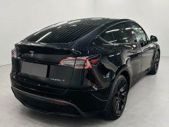 Tesla Model Y Standard Range RWD - ფოტო 7