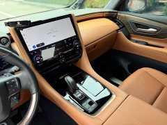 Toyota Vellfire Crown Hybrid 2.5L Executive Premier Edition - photo 11