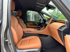 Toyota Vellfire Crown Hybrid 2.5L Executive Premier Edition - photo 17