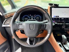 Toyota Vellfire Crown Hybrid 2.5L Executive Premier Edition - photo 8