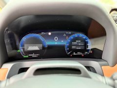 Toyota Vellfire Crown Hybrid 2.5L Executive Premier Edition - photo 9