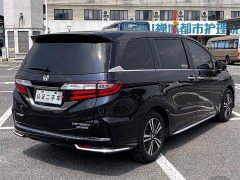 Honda Odyssey 2.0L Sharp Premium Edition - ფოტო 16