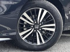 Honda Odyssey 2.0L Sharp Premium Edition - ფოტო 6