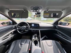 Hyundai Elantra 1.5L CVT Luxury - ფოტო 10