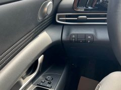 Hyundai Elantra 1.5L CVT Luxury - ფოტო 14