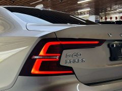 Volvo S60 2023 B4 Smart Luxury Edition - ფოტო 17