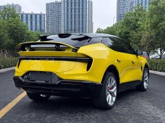 Lotus ELETRE 600 Luxury - ფოტო 14
