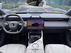 Lotus ELETRE 600 Luxury - ფოტო 5