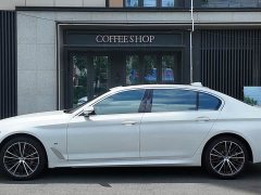 BMW 5 Series 530Li Premier M Sport Package - ფოტო 7