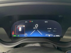 Toyota Sienna 2021 2.5L Hybrid Platinum Edition - ფოტო 11