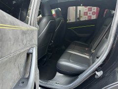 Tesla Model Y Performance All-Wheel Drive - ფოტო 12