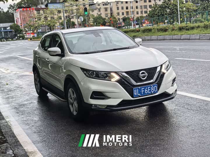 Nissan Qashqai 2.0L CVT XV Smart Comfort Edition