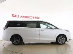 Buick GL8 New Energy Lusang Respect Edition - ფოტო 5