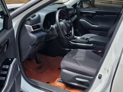 Toyota Highlander Hybrid 2.5L AWD Elite 7-Seater - ფოტო 8