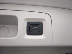 Buick GL8 Luxe Smart Comfort Edition - ფოტო 18