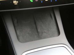 Tesla Model Y Rear-Wheel Drive - ფოტო 10