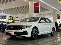 Volkswagen Sagitar 300TSI DSG Excellence Edition - ფოტო 1
