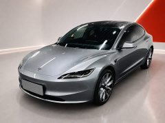 Tesla Model 3 Rear-Wheel Drive - ფოტო 1