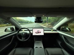 Tesla Model Y Rear-Wheel Drive - ფოტო 10
