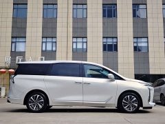 Buick GL8 Luxurious Edition Premium Trim - ფოტო 4