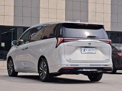 Buick GL8 Luxurious Edition Premium Trim - ფოტო 5