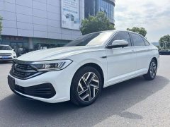 Volkswagen Sagitar 300TSI DSG Excellence Edition - ფოტო 1