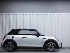 BMW MINI 2.0T COOPER S CABRIO Artist - ფოტო 3