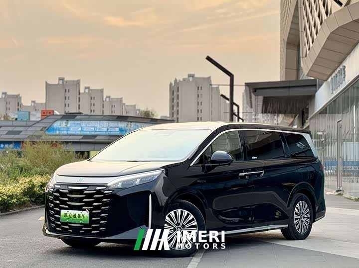BYD Summer DM-i 1.5T 180km Exceed - ავტომობილი ჩინეთიდან